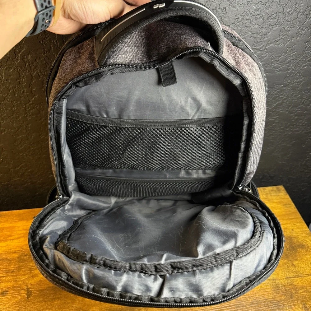 Solo New York Re:solve UBN760 Grey Recycled PET Polyester Laptop Backpack OS